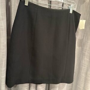Black Midi Skirt NWT work church funeral Talbots 4p ladies women’s modest lined